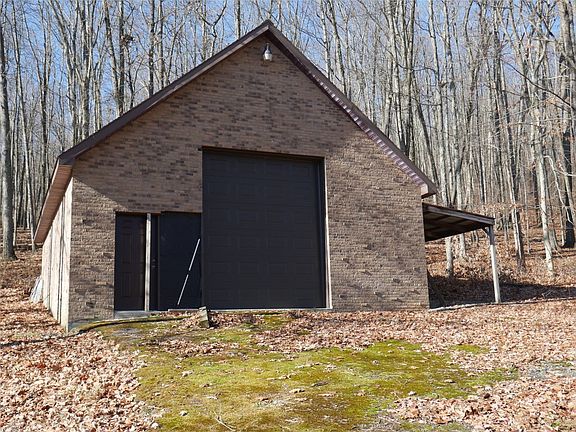 5th image of 5297 Day Hollow Rd