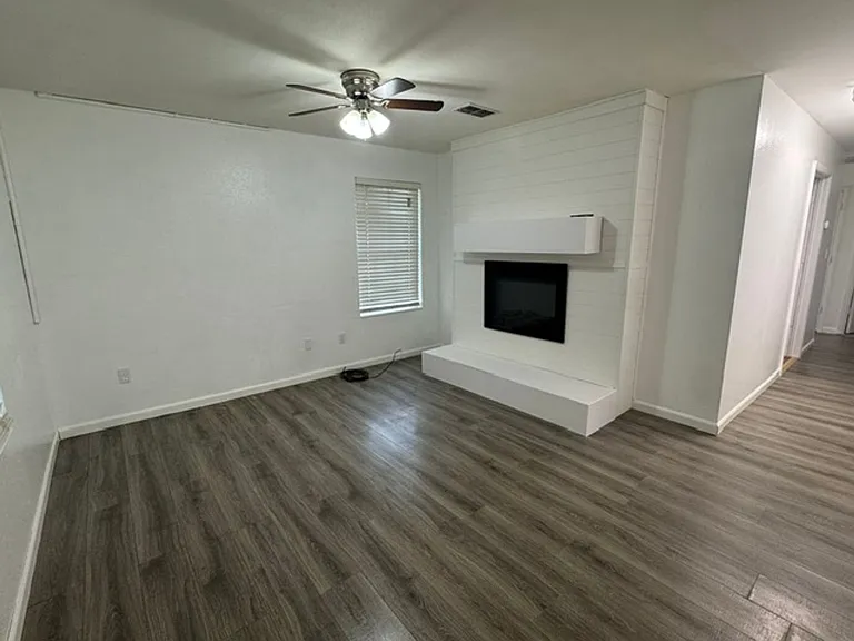 109 Garfield St — Photo 2