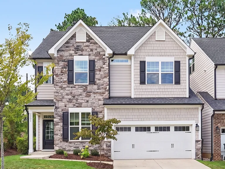 2201 Big Sky Ln — Photo 1