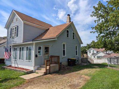 314 W Chestnut St, Freeport, IL, 61032