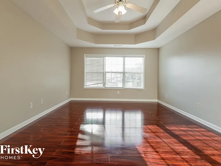 1528 Park Knoll Trl — Photo 7