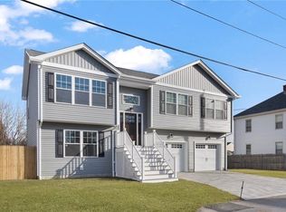 99 Draper St, Pawtucket, RI 02861