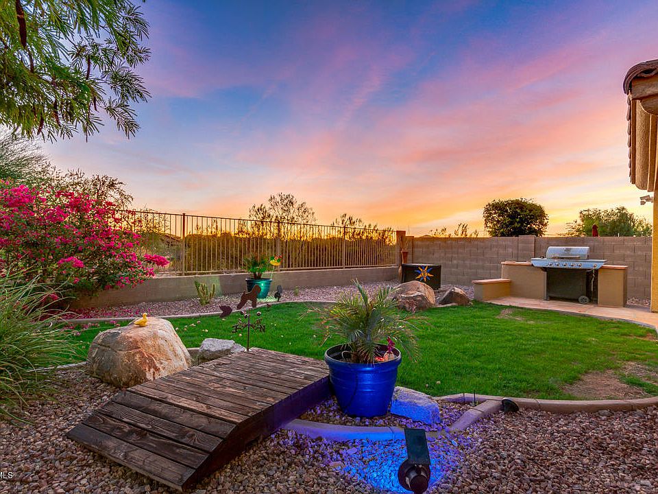1st image of 17377 W Coyote Trail Dr