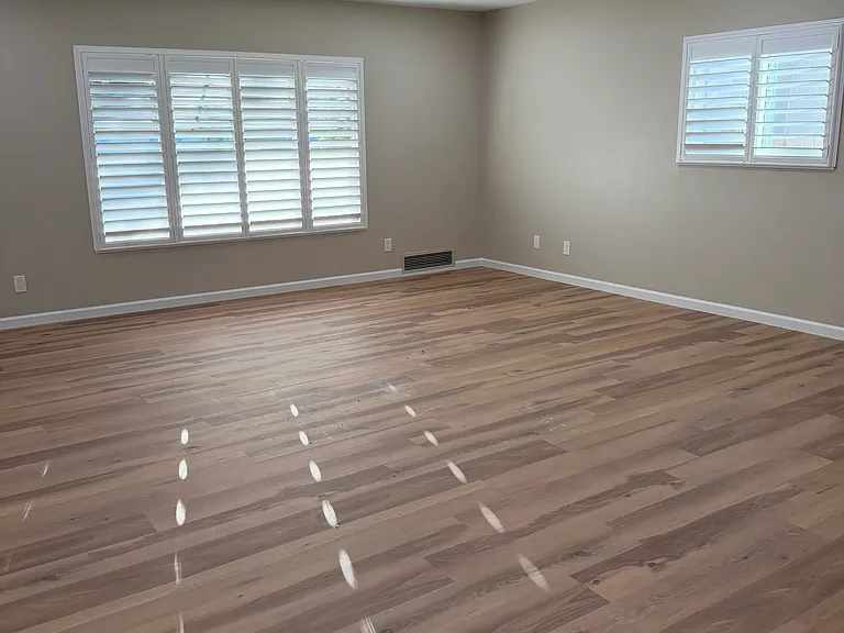 1416 S Church Ave — Photo 3