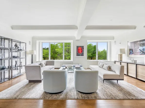 1212 5th Avenue image 1 of 20