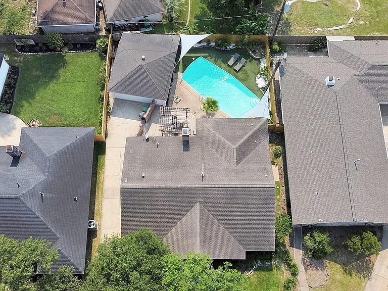 9811 Rocktree Dr — Photo 31