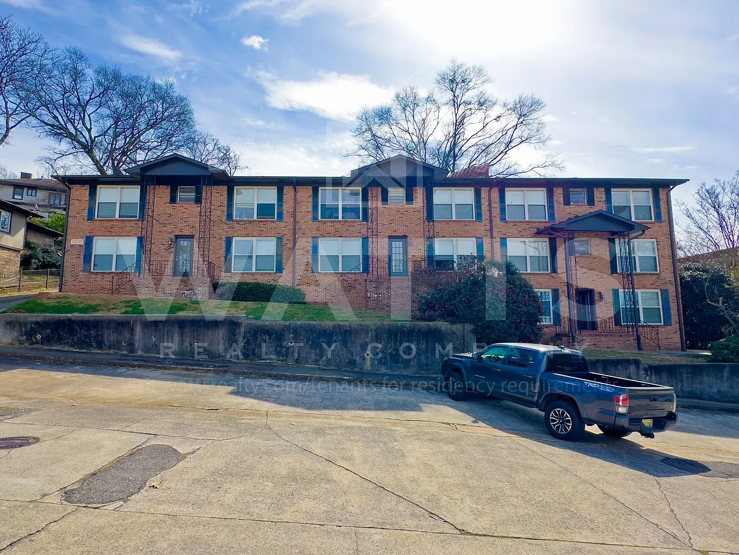 Fairlawn Apartments — Photo 3