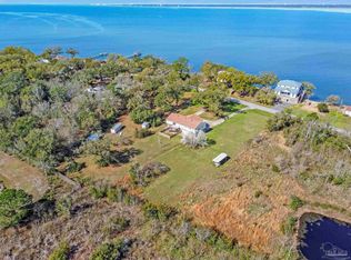302 S Garcon Point Rd, Milton, FL 32583