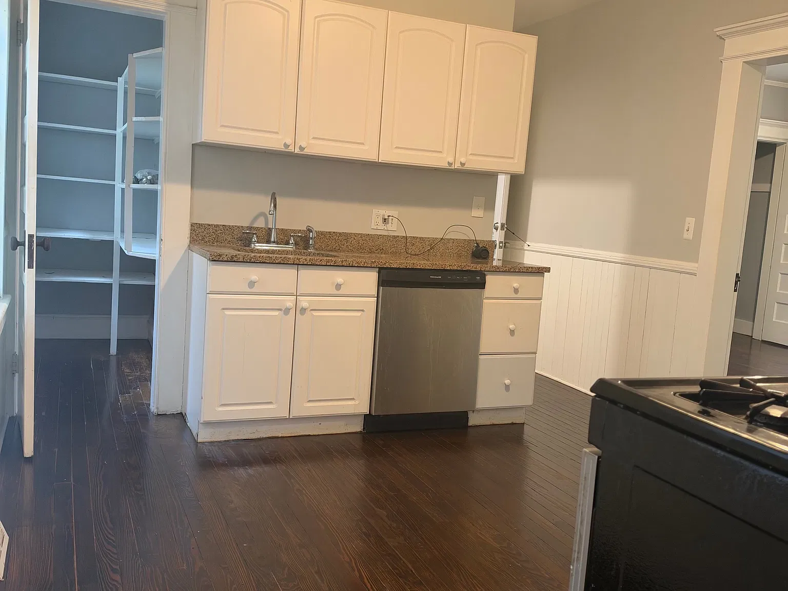 2 bed, $1,950 — Photo 3