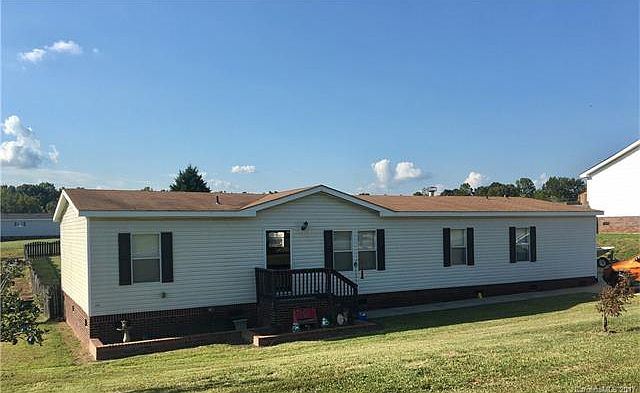 1st image of 1120 Peppertree Dr