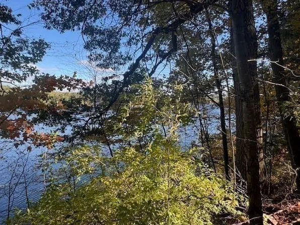 1 Lane #22, Brookfield, MA 01506