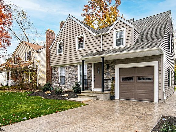 4th image of 20206 Lanbury Ave