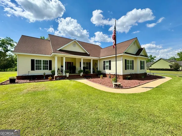 145 Woodland Rd, Cairo, GA 39827