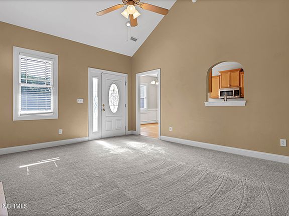 3rd image of 223 Marine Drive