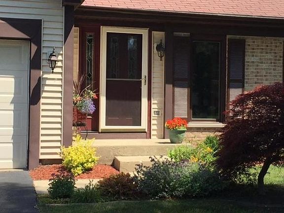 2nd image of 1306 W Weston Dr