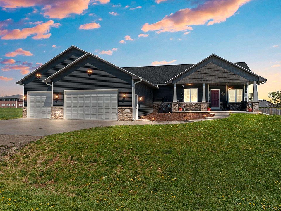 1st image of 1020 Mill Pond Cir