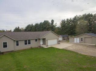 2472 Maple Grove Rd, Hastings, MI 49058