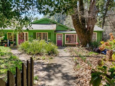 24 Grainger Ln, Santa Cruz, CA, 95060