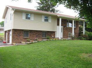 100 Dawn Pl, Bristol, VA 24201