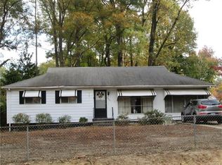 2035 Bishop St, Petersburg, VA 23805