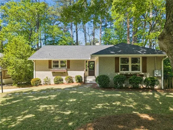 2304 Pembrook Pl NE, Atlanta, GA 30324