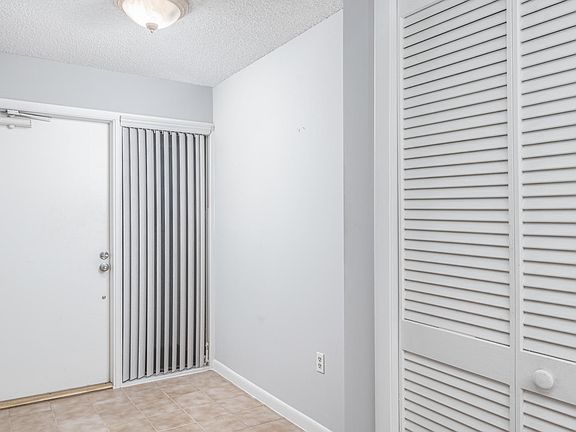 4th image of 9450 Meadowood Dr APT 103