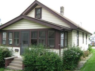 4674 Mayberry St, Omaha, NE 68106