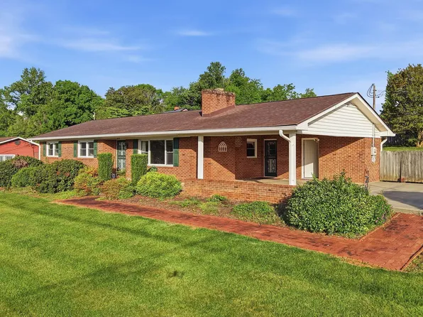 608 Southview Dr, Johnson City, TN 37601