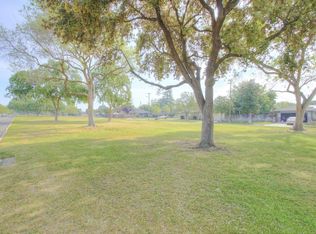 3845 N Tollhouse Rd, Fresno, CA 93726