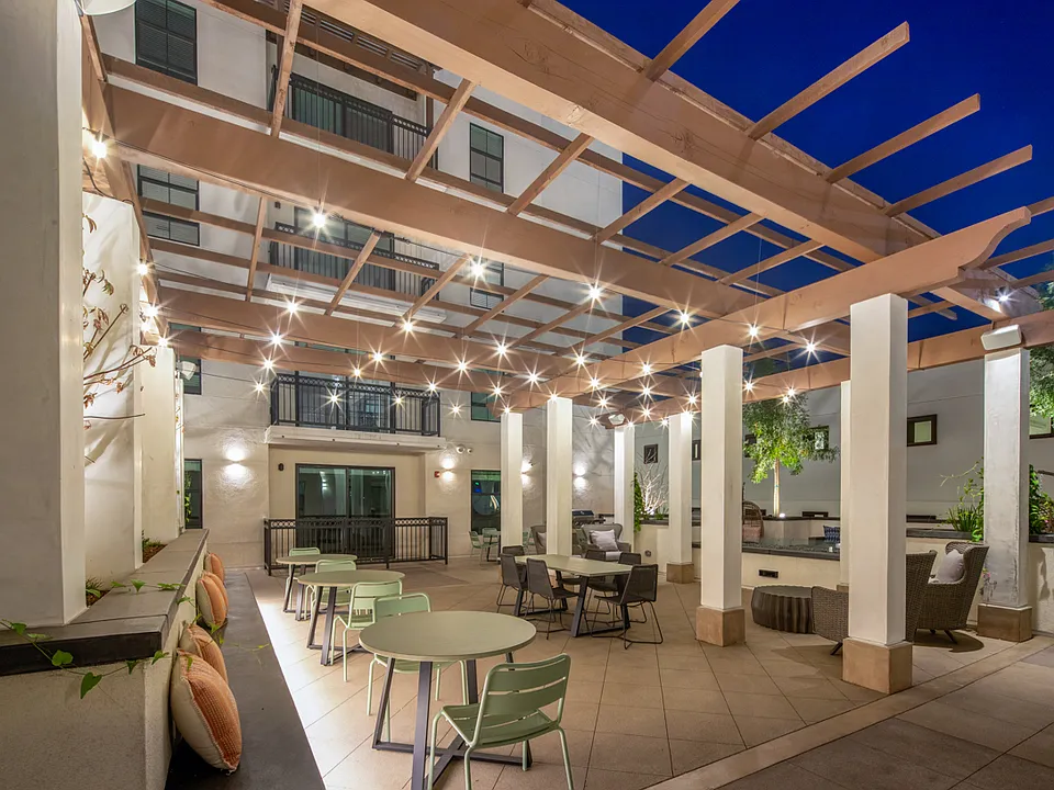 Lumia Apartments