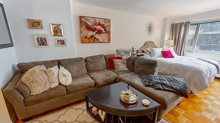 Rented by Corcoran | media 5