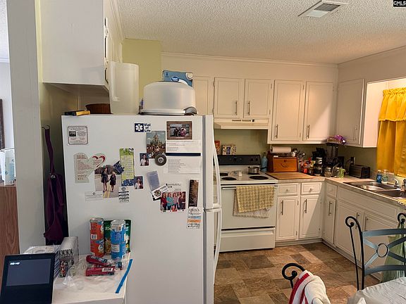 2nd image of 154 La Habra Ln W