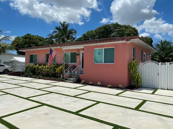 390 W 51st St, Hialeah, FL 33012