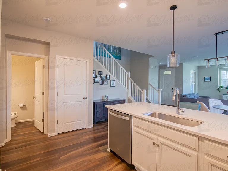 10294 E 59th Ave — Photo 13