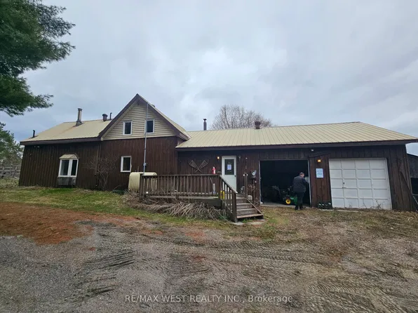 740 Lower Turriff Rd, Bancroft, ON K0L 2L0