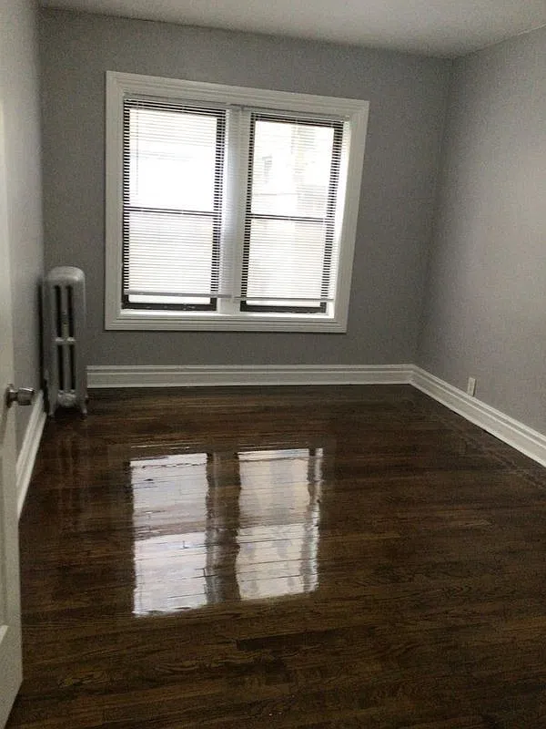 3 bed, 2.0 bath, 100 sqft, $2,537 — Photo 2