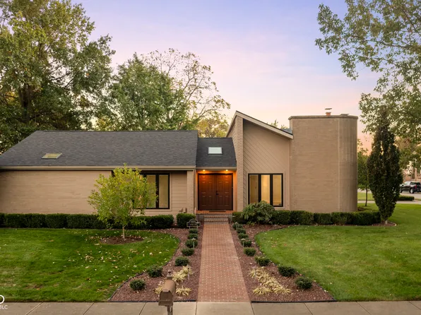 1115 Tipton Ln, Columbus, IN 47201