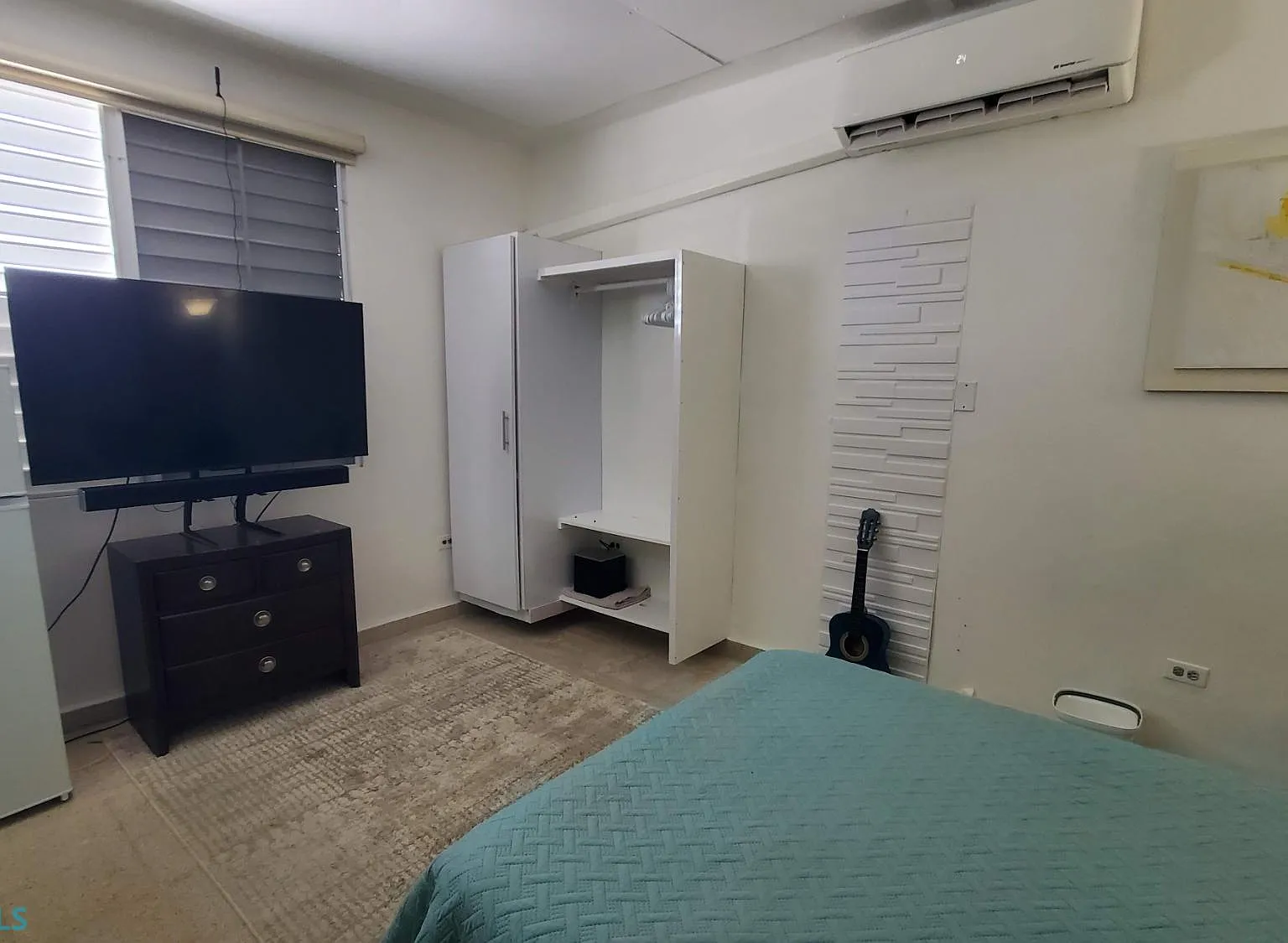 Studio, 1.0 bath, 330 sqft, $900 — Photo 4