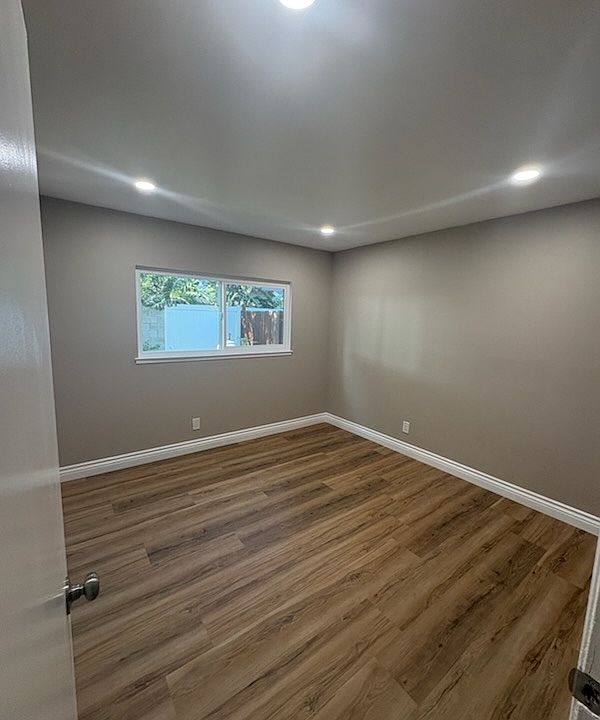 1st image of 1002 Driftwood St