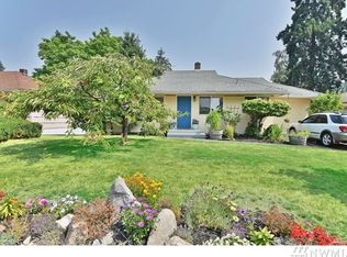 16030 Interlake Ave N, Shoreline, WA 98133