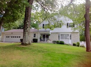 28 Bayberry Rd, Danvers, MA 01923