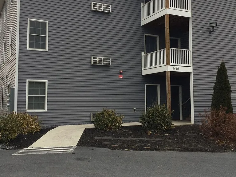 1411 Doron Dr #3A — Photo 1