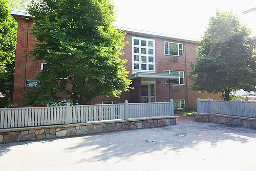 90 Beaver St #3 Photo 1
