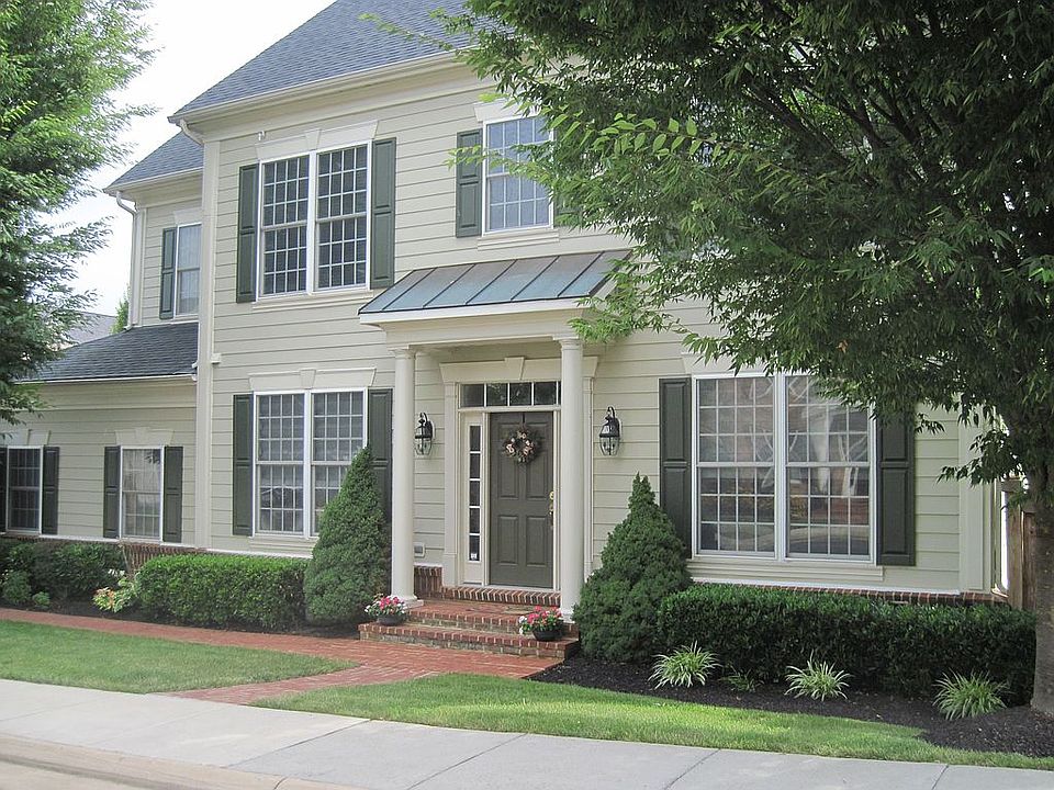 Front of house, Spring 2013