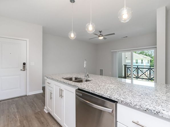 719 Lantern Walk Dr #5929146