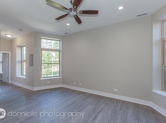 3rd image of 4834 S King Dr APT 3N