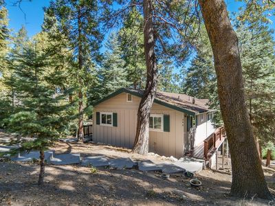 398 La Casita Dr, Twin Peaks, CA, 92391
