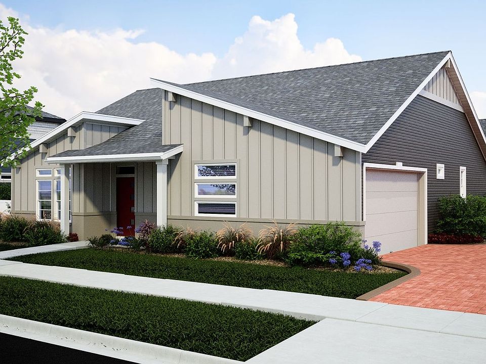 Traveler front elevation C