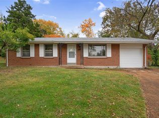 1606 Hudson Rd, Saint Louis, MO 63136