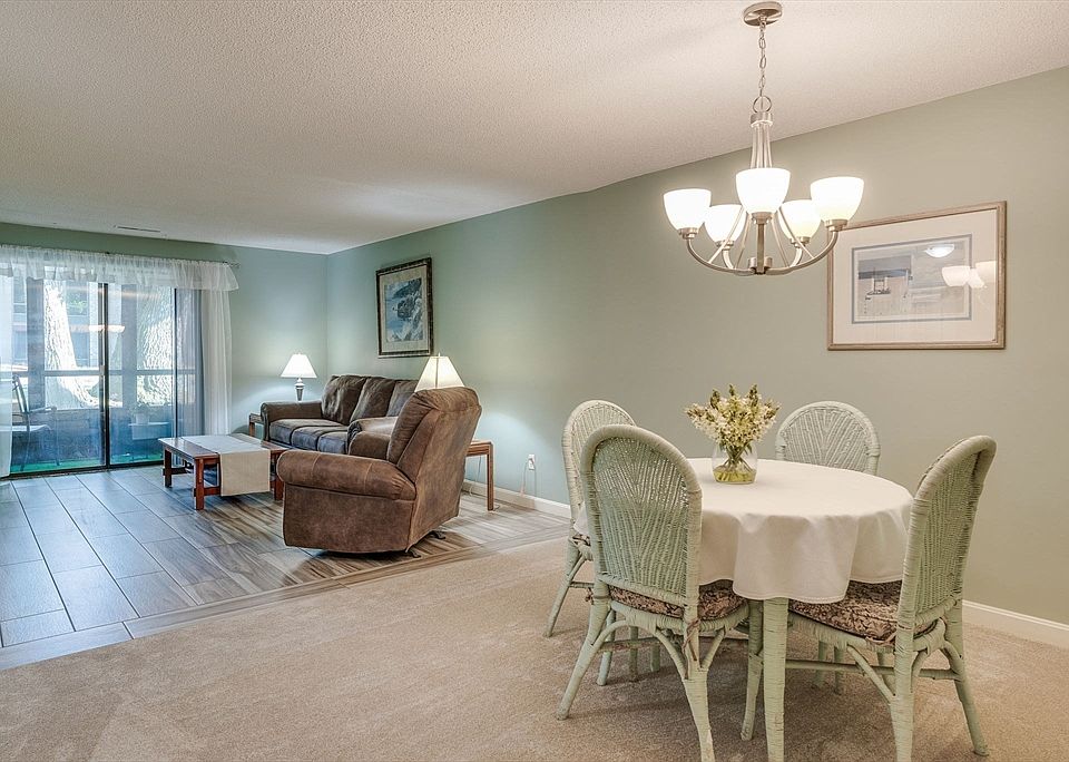 6 Greenbriar Dr APT 106, North Reading, MA 01864 Zillow